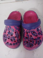 Crocs Child Classic Slip On clogs Tropical Print 6-7