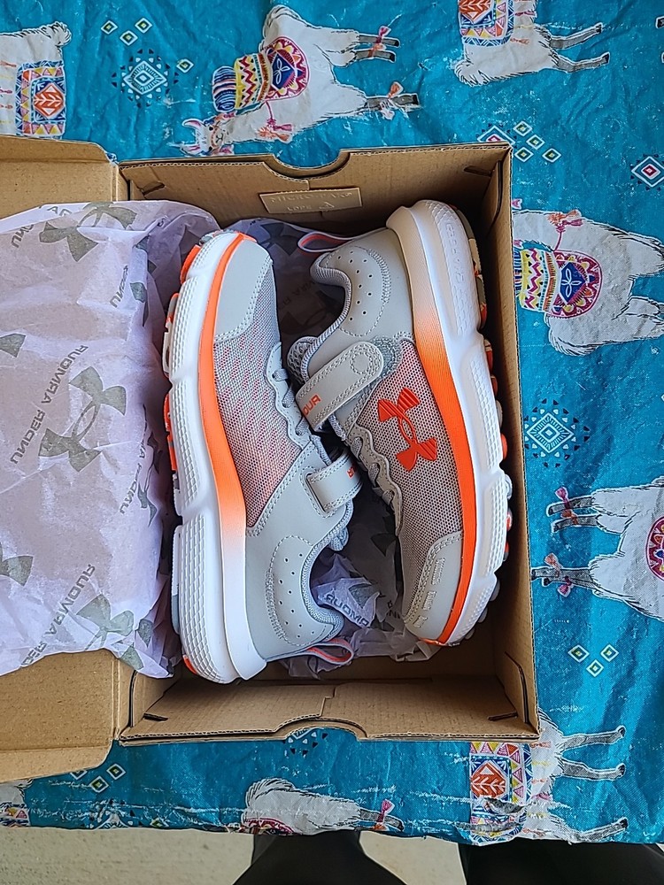 Under Armour Kids Assert 10 AC Running Shoes Gray /Orange Paint Splatter Size 2Y