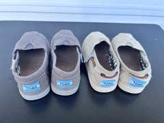 Tiny TOM’S Classics 2pair LOT SZ6 Natural Burlap Canvas SZ7 Ash Canvas READ DESC