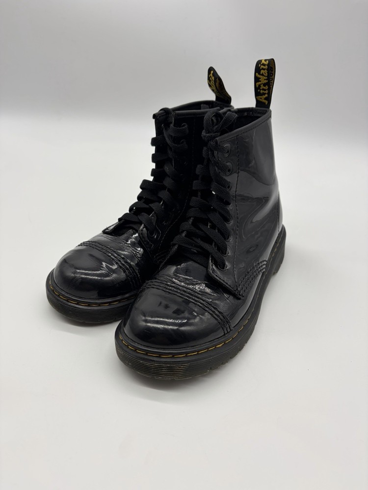 Dr. Martens Y Girls Size 4 Black Patent Lamper Leather Zip Boots