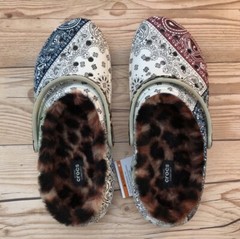Crocs Classic Lined Zappos Print Lab Bandana Clog Select-a-Size