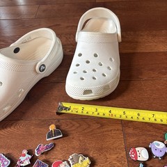 Classic White Crocs Slides Clogs Sandals Size J6 with Lots of Charms Great Cond