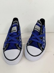 Collection’O Kids Plaid Canvas Sneakers Blue Black Lace Up Size 5 NWT