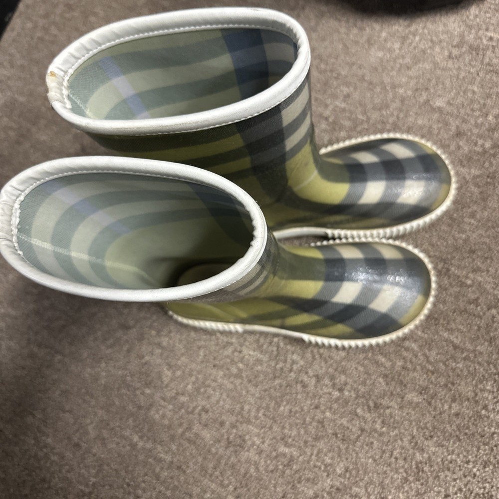 Burberry Nova Check Monogram Rubber Rain Boots – Size EU 33/34 Us 1 – 2 Boy Girl