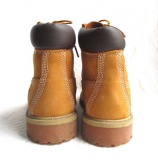 JUNIOR TIMBERLAND® CLASSIC 6-INCH WATERPROOF KIDS BOOT – Girl or Boy Size 4M
