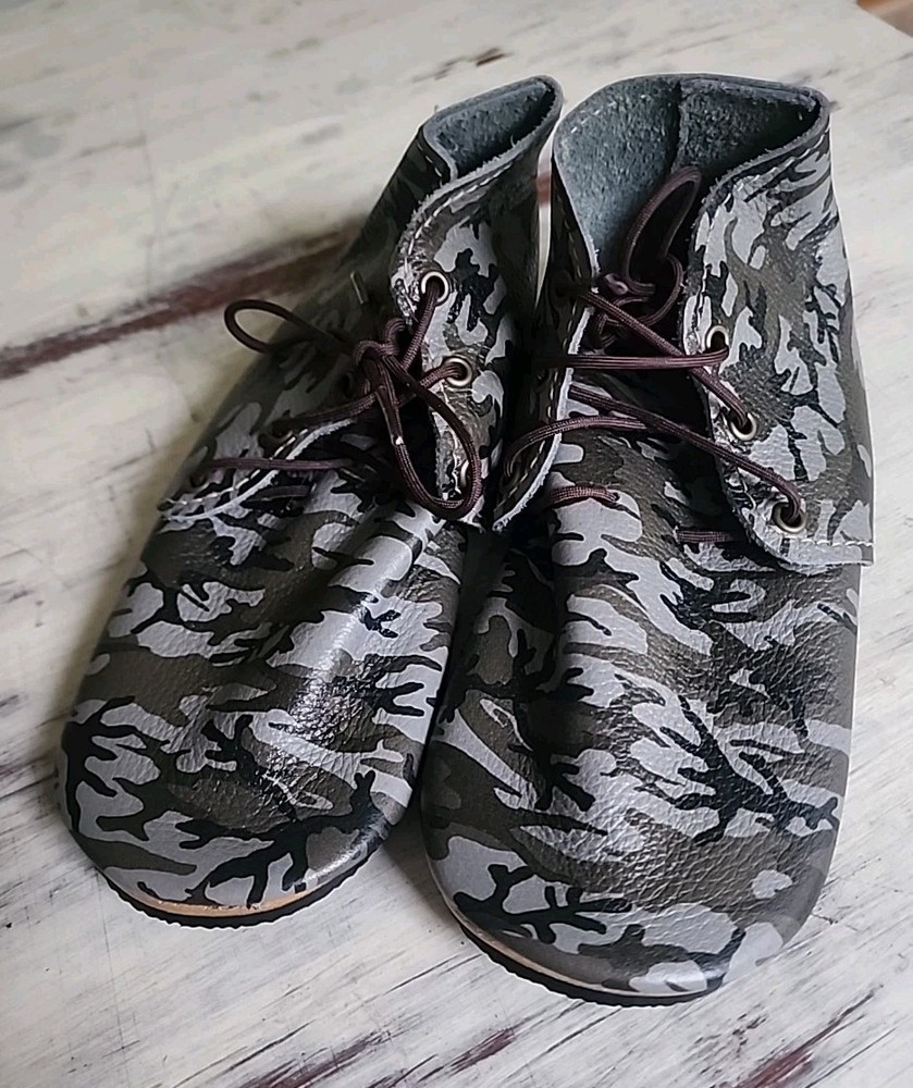 Duchess & Fox D F Handmade Leather Camo Shoes Size 1/2 Y New