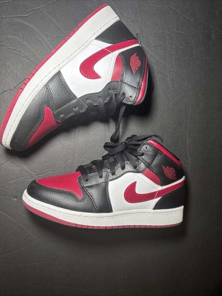 Jordan 1 Mid Alternate Bred