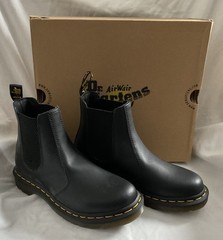 Dr Martens Kids 2976 Chelsea Boots Size 5 Youth US *NEW* Black Smooth Leather