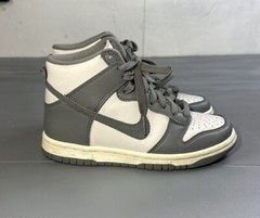 Nike Dunk High SE Retro Size 3.5Y Light Bone Tumbled Grey DM1028 001