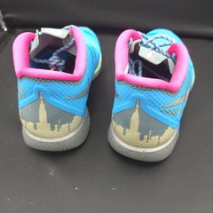 NIKE FREE5.0 DOERNBECHER DB (GS) LIMITED SIZE US 6.5Y (728651-400)