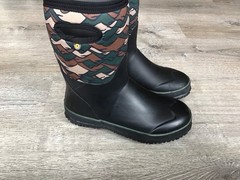 Bogs Neo-Classic Landscape Boots Kids Size 4 Black Camo Waterproof Winter 73236