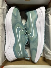 Nike Cosmic Runner Running Big Kids HM4402-008 Sneakers Size 7Y