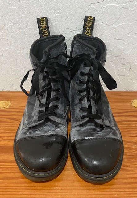Youth Size 4 M Dr Martens POOCH J Ankle Boot Gray Velour Lace-Up+Zip AW004 SK08R