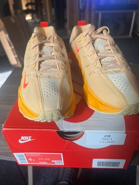 Ava Rover (GS) Celestial Gold / Bright Crimson Size 4Y