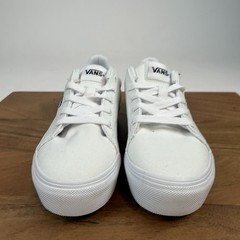 New NIB Big Kids Vans Seldan Platform White Skateboarding Sneakers Shoes Sz 1 Y