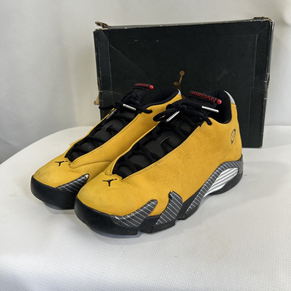Size 6Y – NIKE AIR JORDAN 14 RETRO SE (GS) UNIV GOLD-BLK [BV1218-706] (USED)
