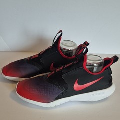 Nike Flex Runner Unisex Kids Athletic Sneaker US 6Y Black/Red Gradient Slip On