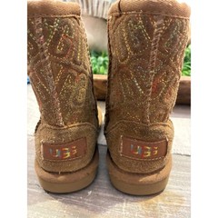UGG Australia Classic Short Rainbow Logo Embroidered Chestnut Suede Boots Kids