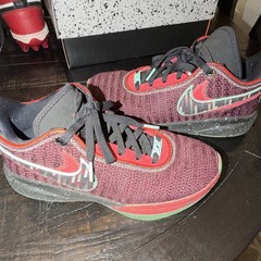Nike LeBron XX Low Top Basketball Sneaker Burgundy/Red/Green Kids US 7Y