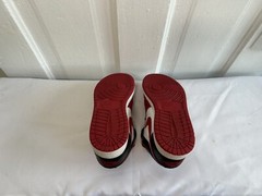 Nike Air Jordan 1 Low Bulls Red White 553560-163 Used SIZE 5Y 00195869598147