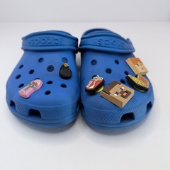 Crocs Classic Clogs Blue Kids Size J3 Minecraft Pizza Jibbitz Charms Shoes