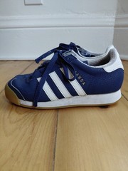 Adidas Samoa Youth Size 2 Blue and White Leather Sneakers Athletic Shoes Kids