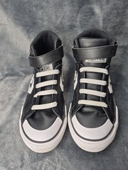 Converse All Star PRO BLAZE STRAP LEATHER Black & White Pre-Owned Size 3