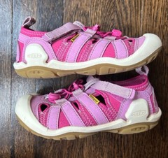 Keen Knotch Creek Pink Sandals, 12