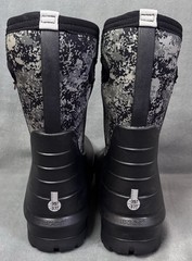 Bogs Neo Classic Mid Camo Winter Boots Youth Size 5 Waterproof Insulated