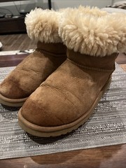 UGG Australia Kids Size 6 ,Classic Short Boots Chestnut 5251 Y Youth
