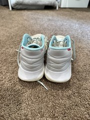 Nike Kyrie Flytrap 5 Big Kids Basketball Sneakers White/Light Blue 6Y M