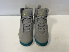 Nike Air Jordan True Flight GS Sneaker Size 5Y Gray Volt Turbo Green 342774-043