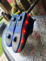 JIANDIAN LIGHT-UP (work) 2 roller wheels skate shoes EU Sz 39/ US 8 Charger incl