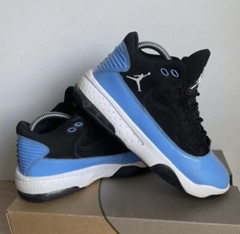 🔥Nike Air Jordan Max Aura 2 (GS) Black University Blue CN8094 041 – 6 Y- 7.5 W