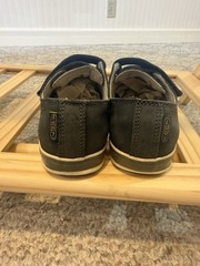 Keen grey blue leather no tie Strap Sneakers wide KIDS US 1 EU 33 UK 13 CM 20