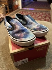 VANS Comfycush Galaxy Slip-Ons Shoes Size 2 Youth In Box (AH)