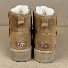 UGG Classic Mini Platform Boots Chestnut S/N 1143700K Kids 5 / Women’s 7