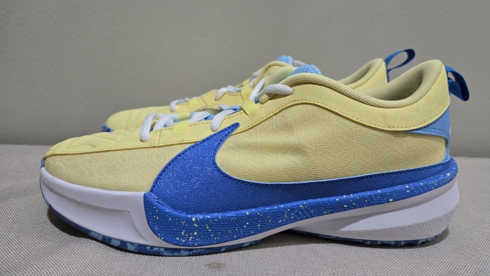 Nike Zoom Freak 5 THROUGH MY EYES CANARY Yellow Shoes KIDS SZ 7 YOUTH BRAND NEW!