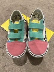 New with tag Disney x Vans Old Skool ‘80’s Mickey’ Size 8.5 TODDLER