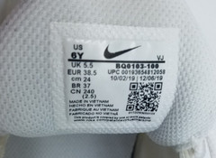 Nike Air Max 270 React (GS) Youth’s Sneakers Size 6Y Women’s 7.5 Ivory White