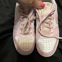 Nike Dunk Low PinkShoes Size 6 Youth