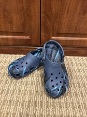 Crocs Classic Marbled Clog Toddler Size J6 Navy Blue Water Friendly NEW