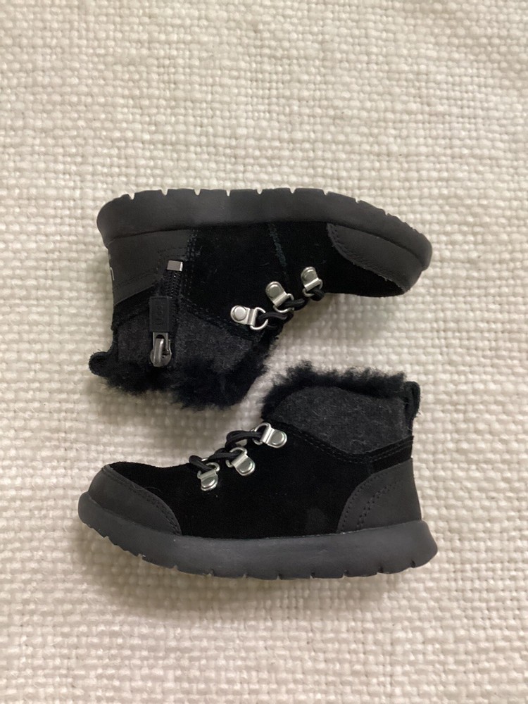 Ugg Toddlers Obie Waterproof Treadlite Black Hiking Boots Sz 7