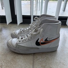 Nike Blazer Mid FN7788-100 Kids High Top Sneakers White Orange Black 4Y