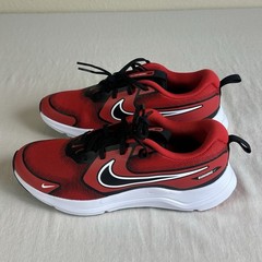 Big Kid GS Nike Cosmic Runner HM4402 601 University Red /White/ Black New Sz 7Y