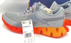 Reebok Zig Dynamica 2.0 Big Kid YOUTH Size 5 Rare Color Great Gift NEW IN BOX
