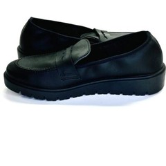 Childrenchic School Treated Leather Loafers Size 37 in Black Classic
