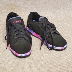 Heelys Skate Shoes Propel 2.0 Black Purple Pink Camo Youth Size 4 Women’s 5