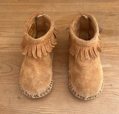 Minnetonka Moccasins Brown Suede Size 5 Toddler Slippers Fringe Bootie Soft Sole