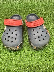 Crocs Kids Marvel Avengers Clog Sandals Size C 9 Slip On Superheroes B102